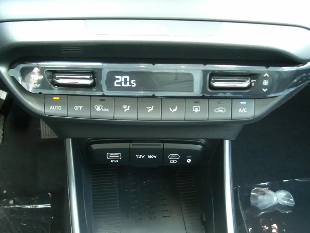 Hyundai i20 - Thumbnail 17