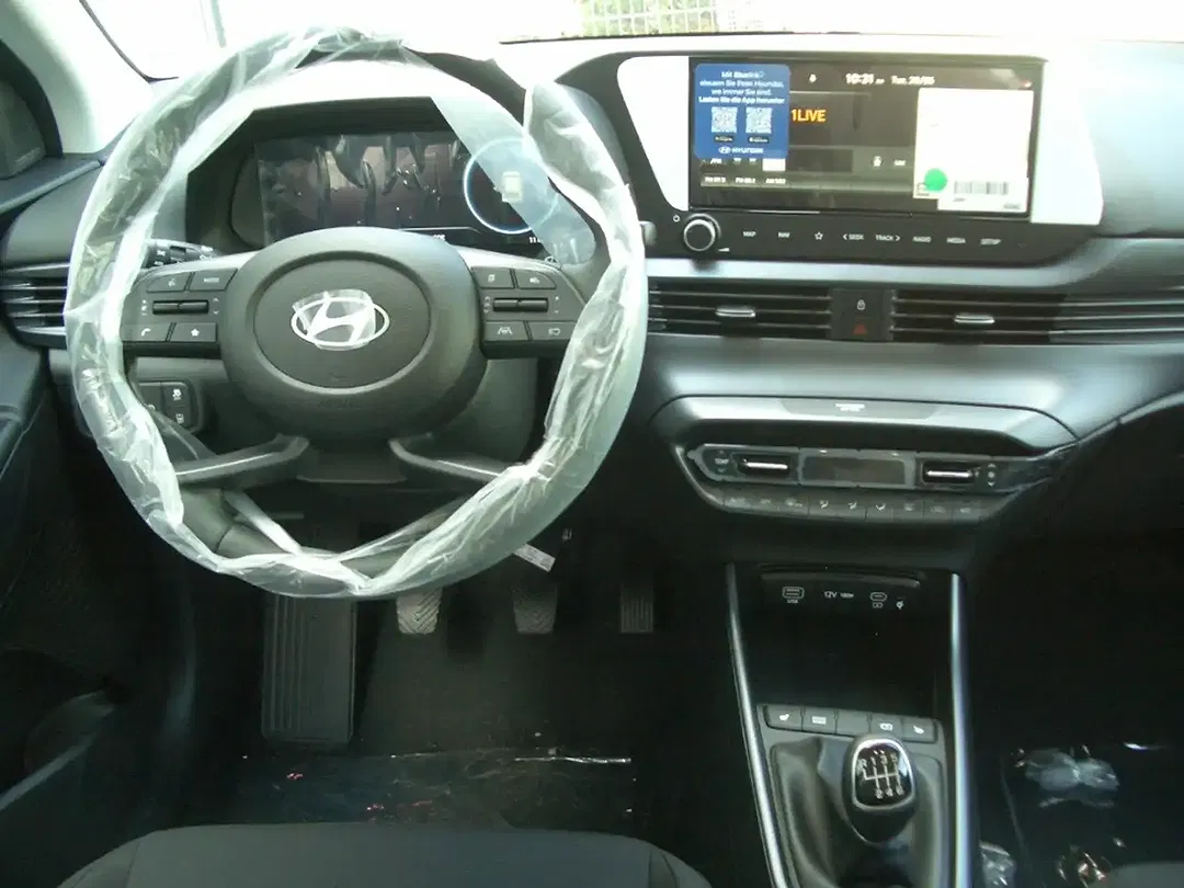 Hyundai i20 - Thumbnail 9