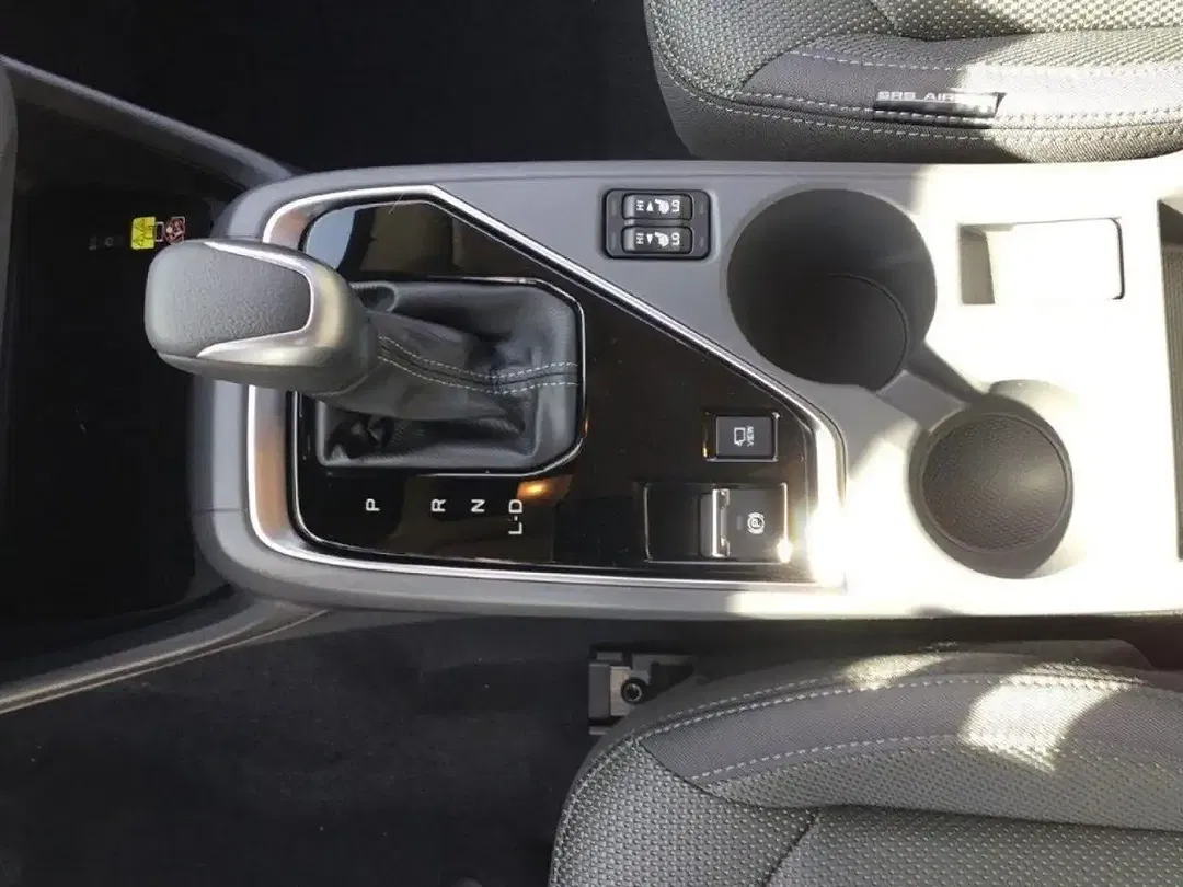 Subaru Crosstrek - Thumbnail 11