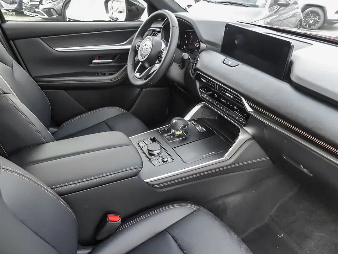 Mazda CX-60 - Thumbnail 5