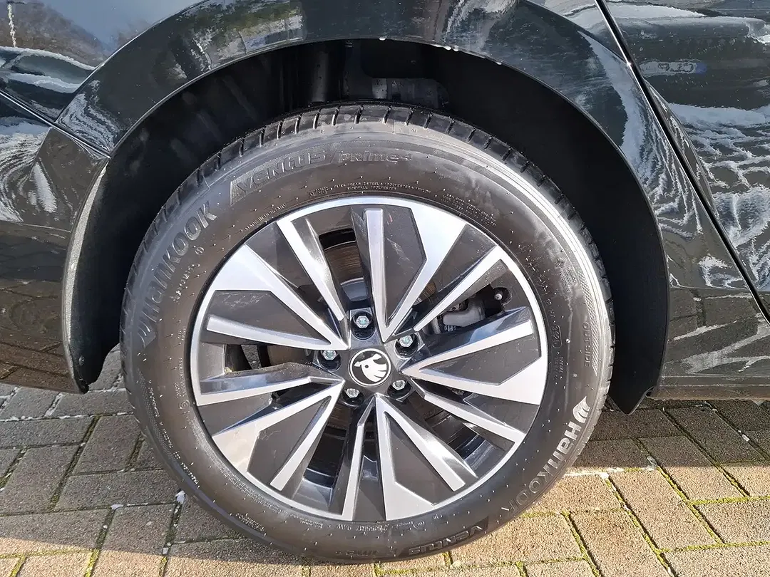 Skoda Superb - Thumbnail 13