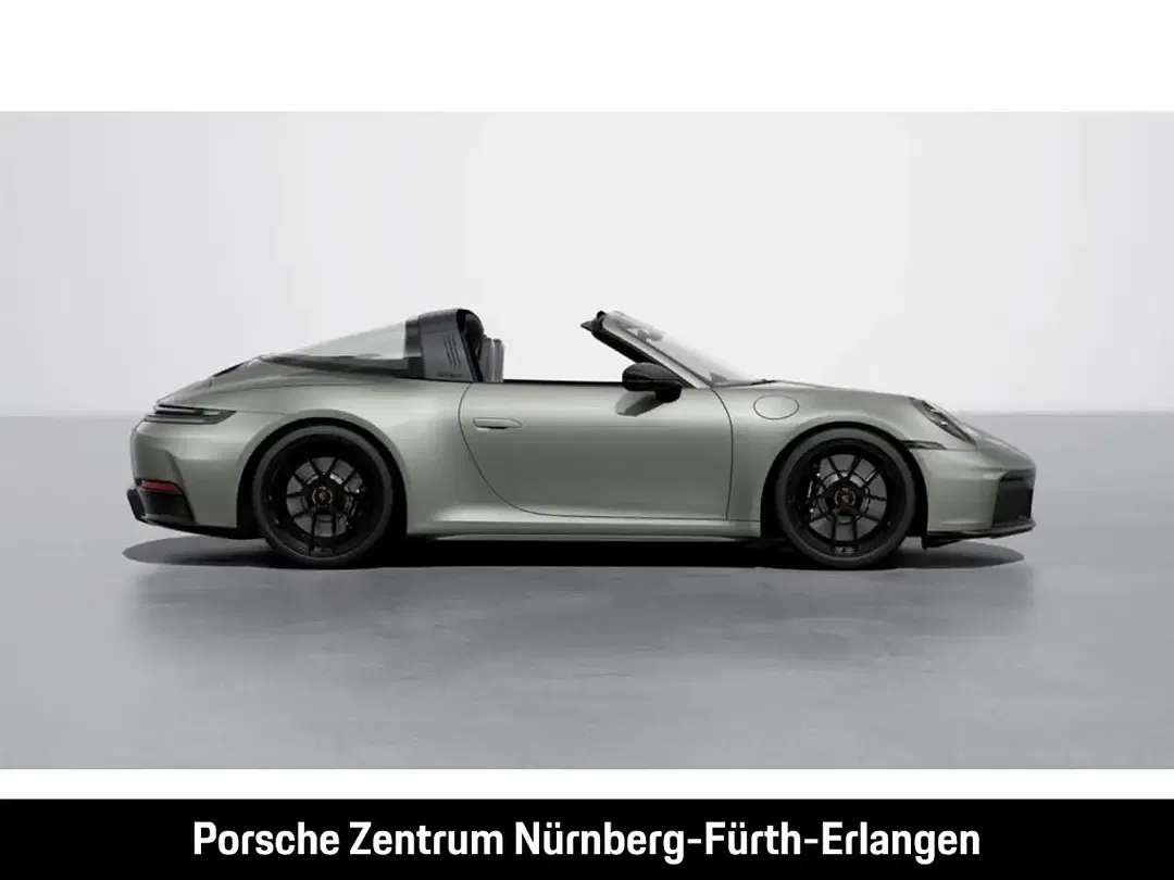 Porsche 992 - Thumbnail 6