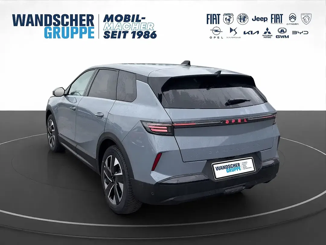 Opel Grandland - Thumbnail 3