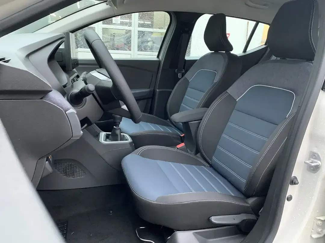 Dacia Sandero - Thumbnail 9
