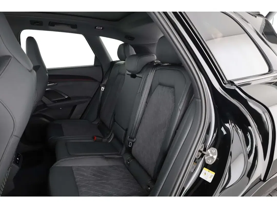 Audi Q5 - Thumbnail 10