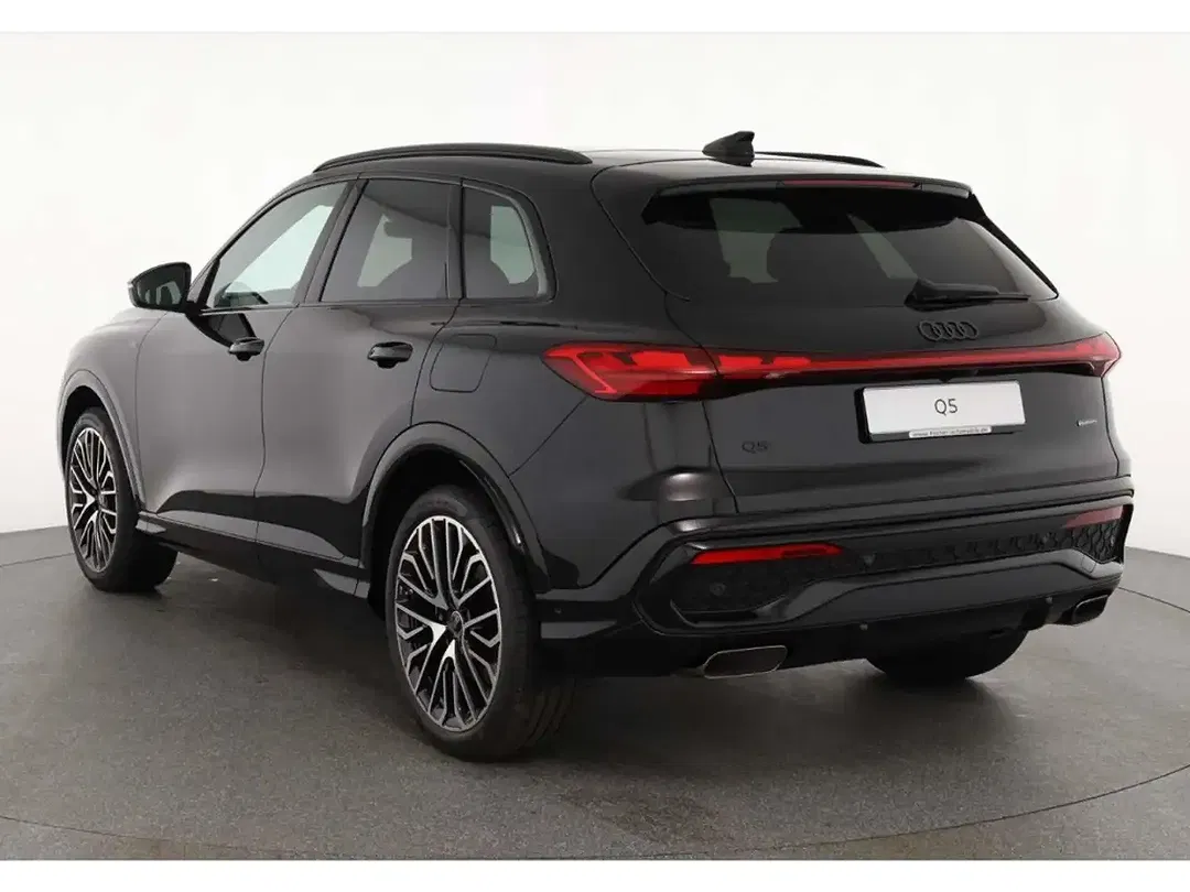 Audi Q5 - Thumbnail 3