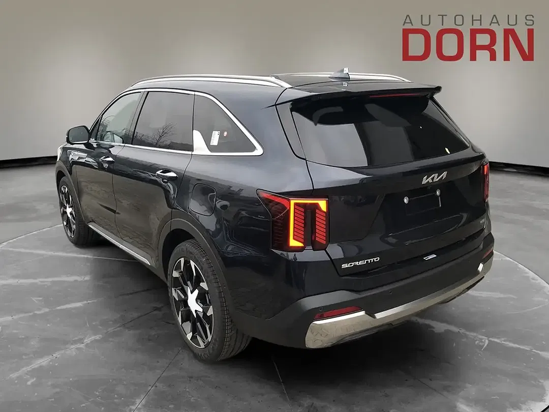 Kia Sorento - Thumbnail 2