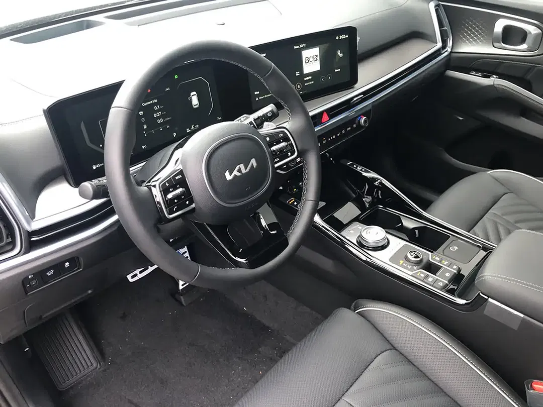 Kia Sorento - Thumbnail 6