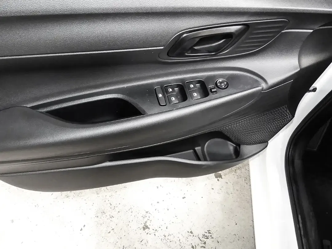 Hyundai i20 - Thumbnail 13