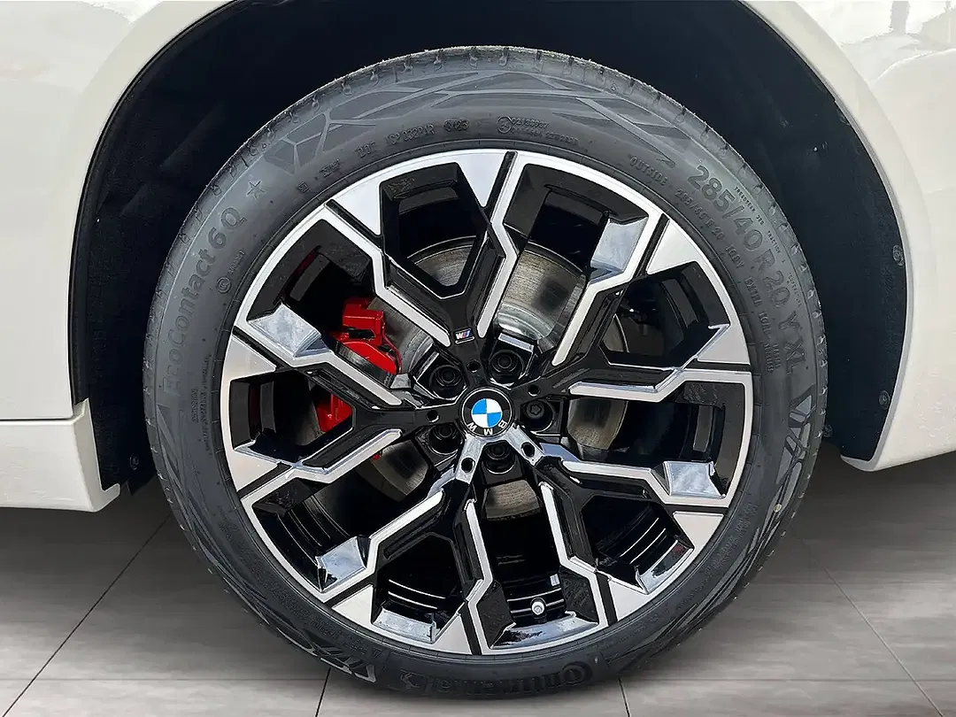 BMW X3 - Thumbnail 6