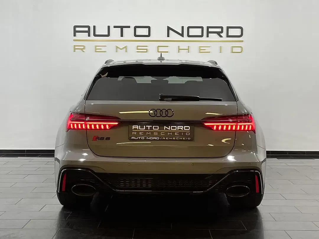 Audi RS6 - Thumbnail 6