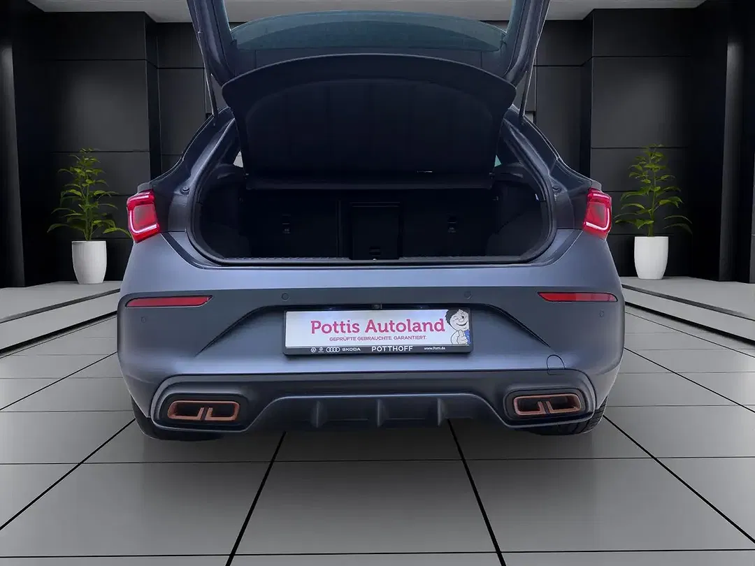 CUPRA Leon - Thumbnail 5