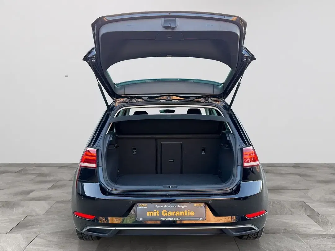 Volkswagen Golf - Thumbnail 15