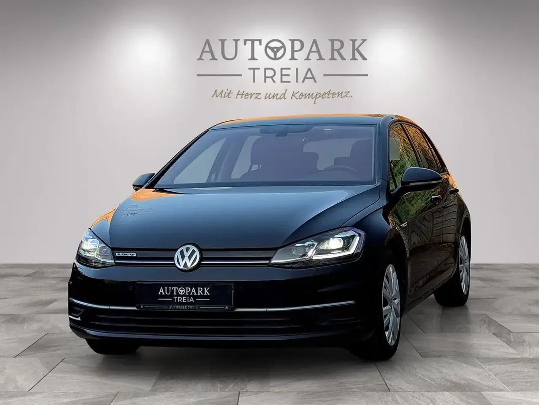 Volkswagen Golf - Thumbnail 3