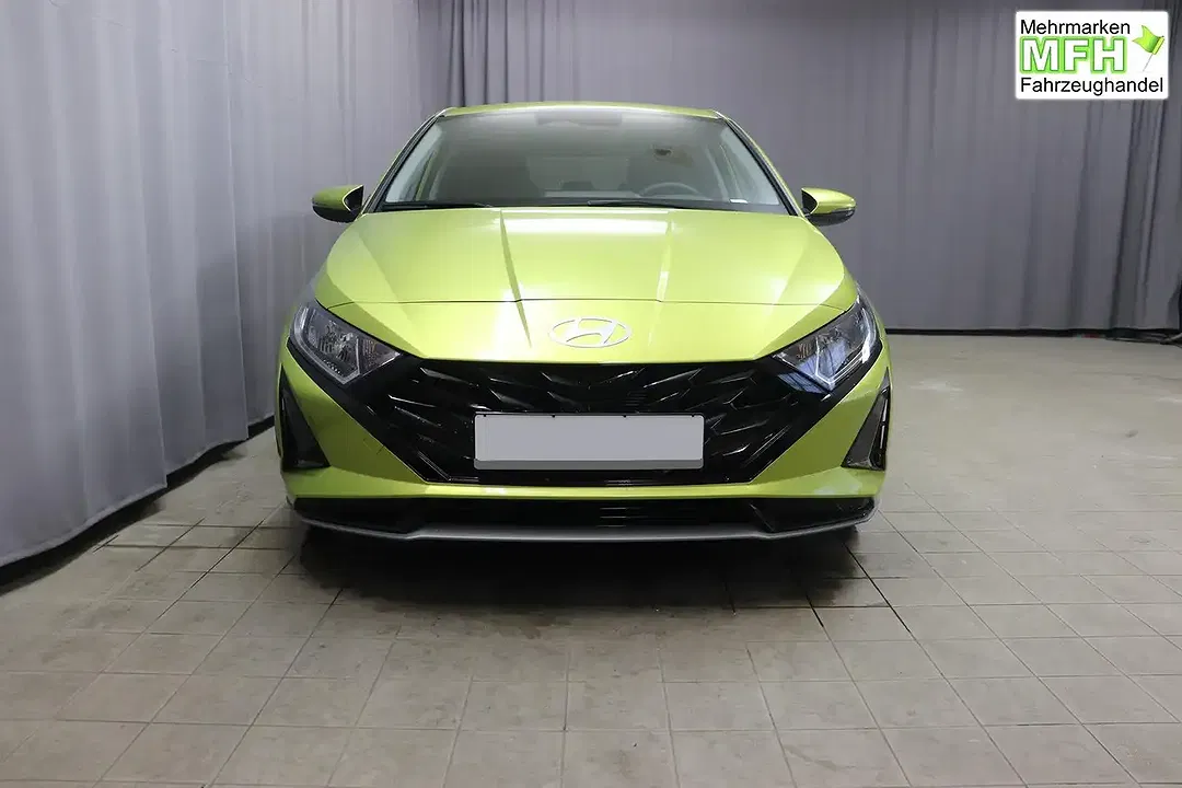 Hyundai i20 - Thumbnail 2