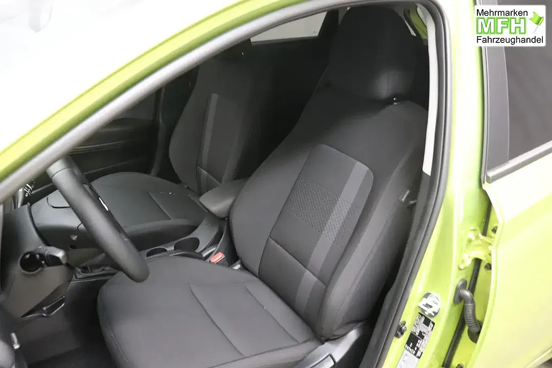 Hyundai i20 - Thumbnail 6