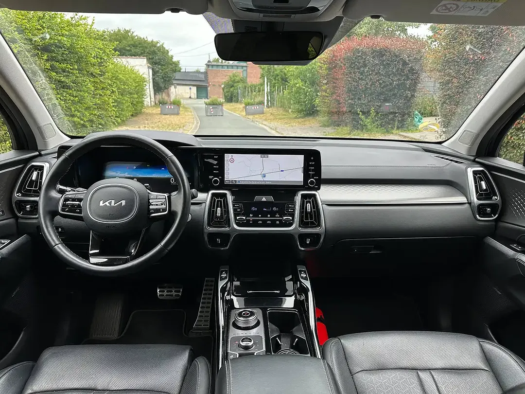 Kia Sorento - Thumbnail 10