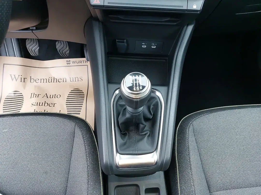 Renault Captur - Thumbnail 8