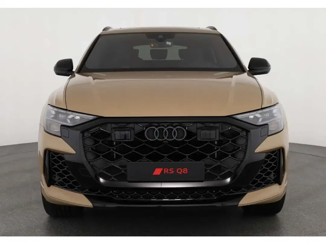 Audi RS Q8 - Thumbnail 2