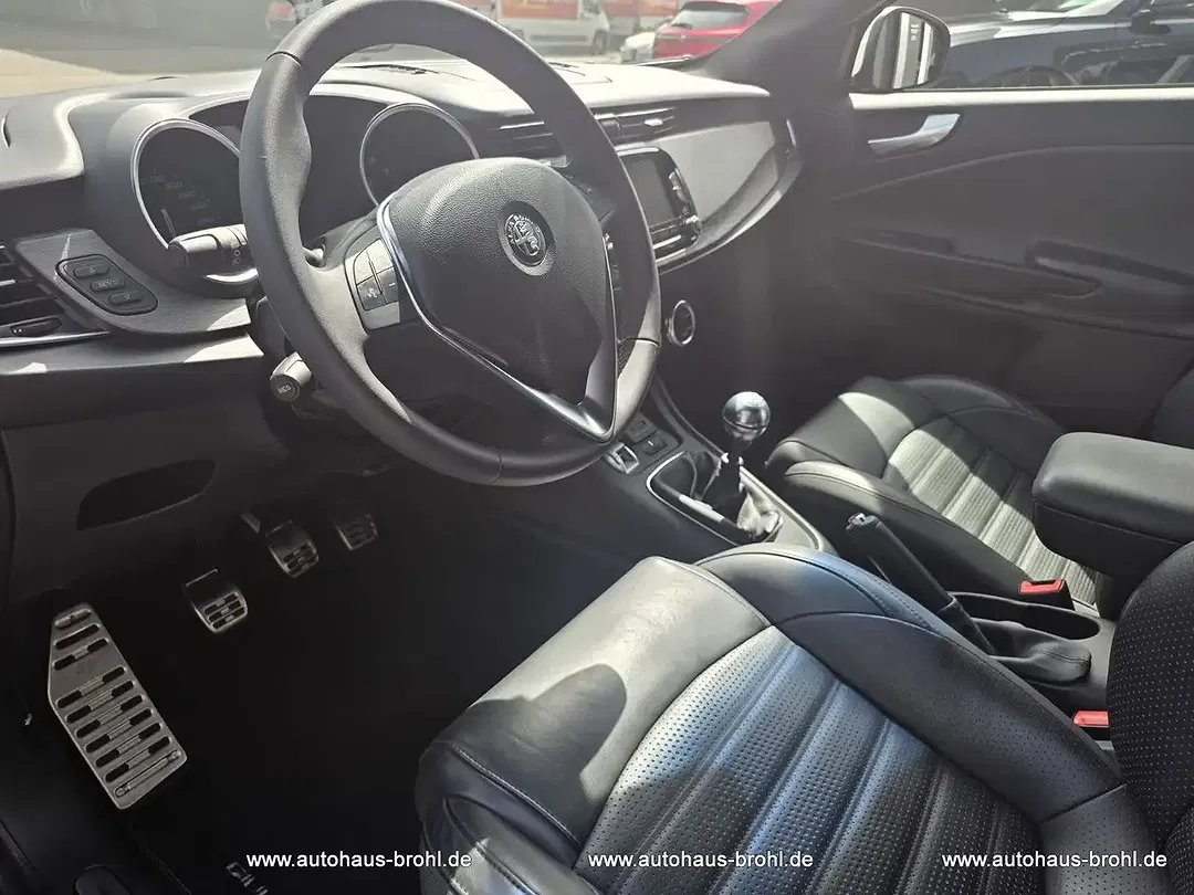 Alfa Romeo Giulietta - Thumbnail 10