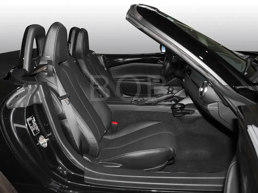 Mazda MX-5 - Thumbnail 5