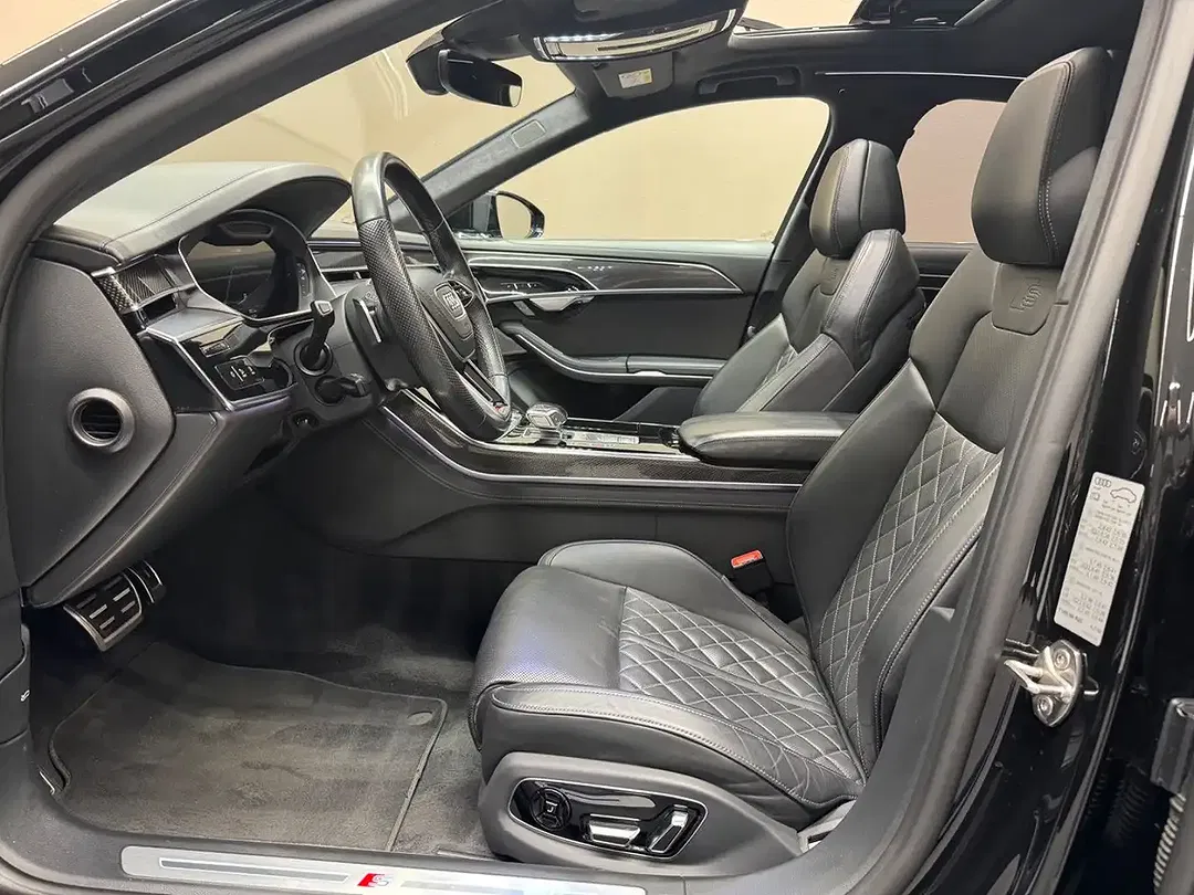Audi S8 - Thumbnail 9