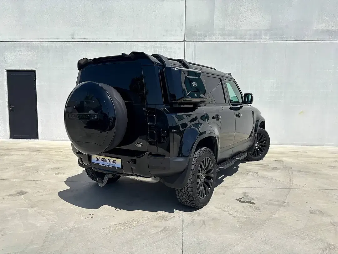 Land Rover Defender - Thumbnail 4