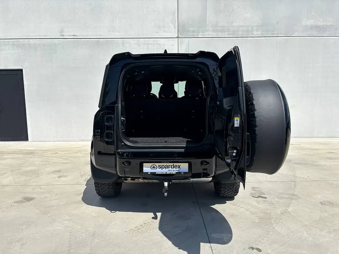 Land Rover Defender - Thumbnail 6
