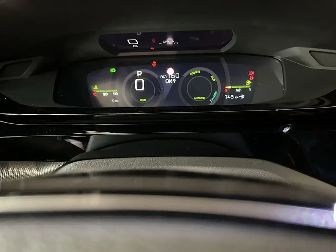 Peugeot 308 - Thumbnail 13