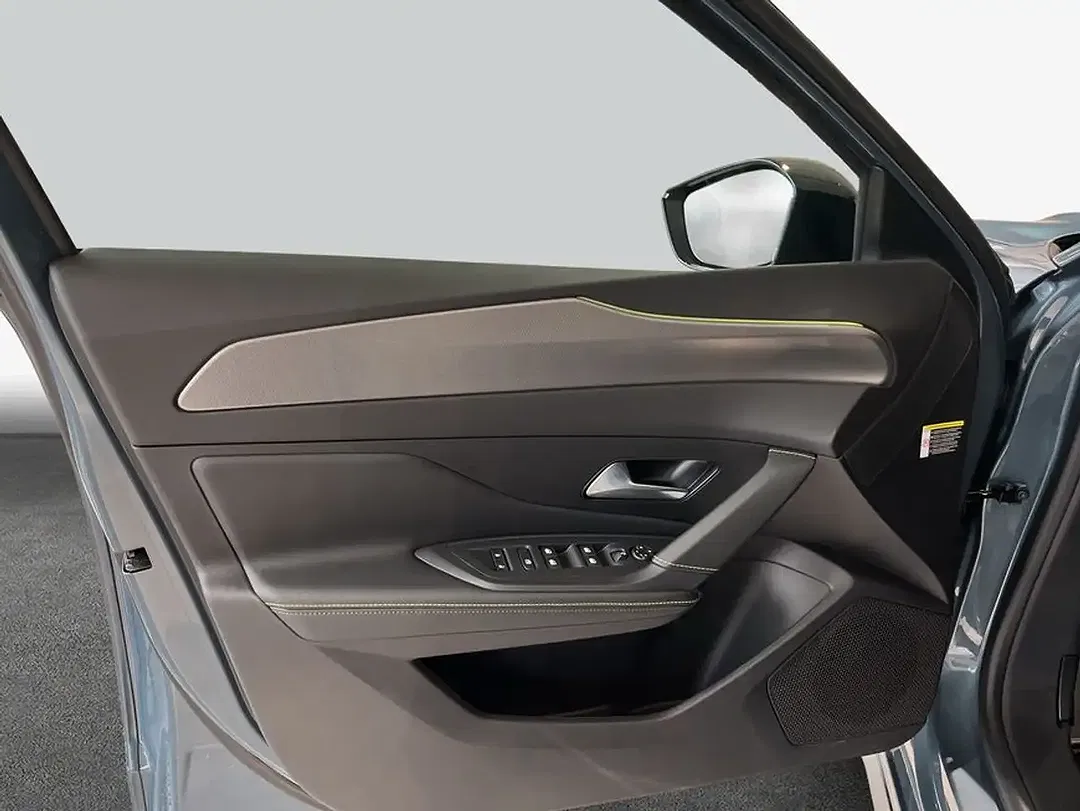 Peugeot 308 - Thumbnail 15