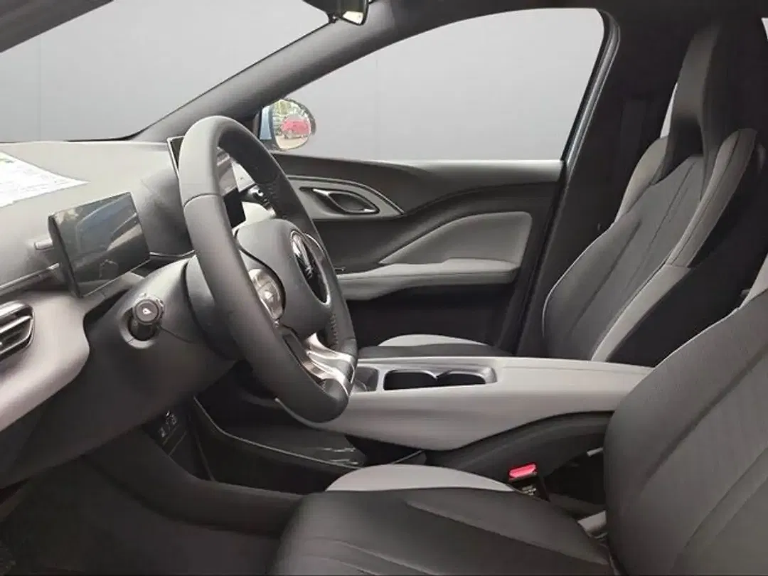 BYD Dolphin - Thumbnail 10