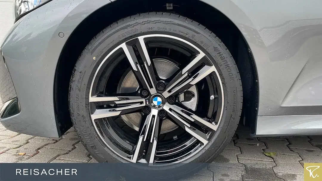 BMW 320 - Thumbnail 3