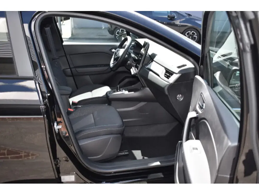 Mitsubishi ASX - Thumbnail 9