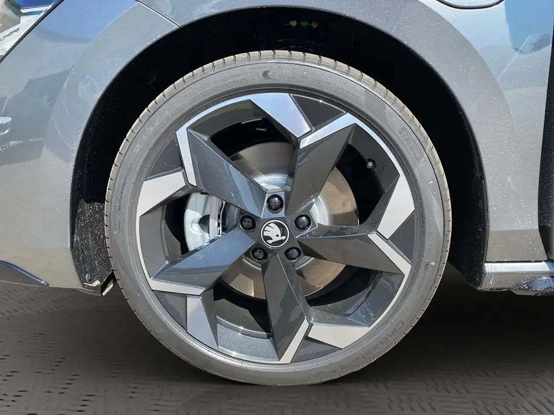 Skoda Superb - Thumbnail 14