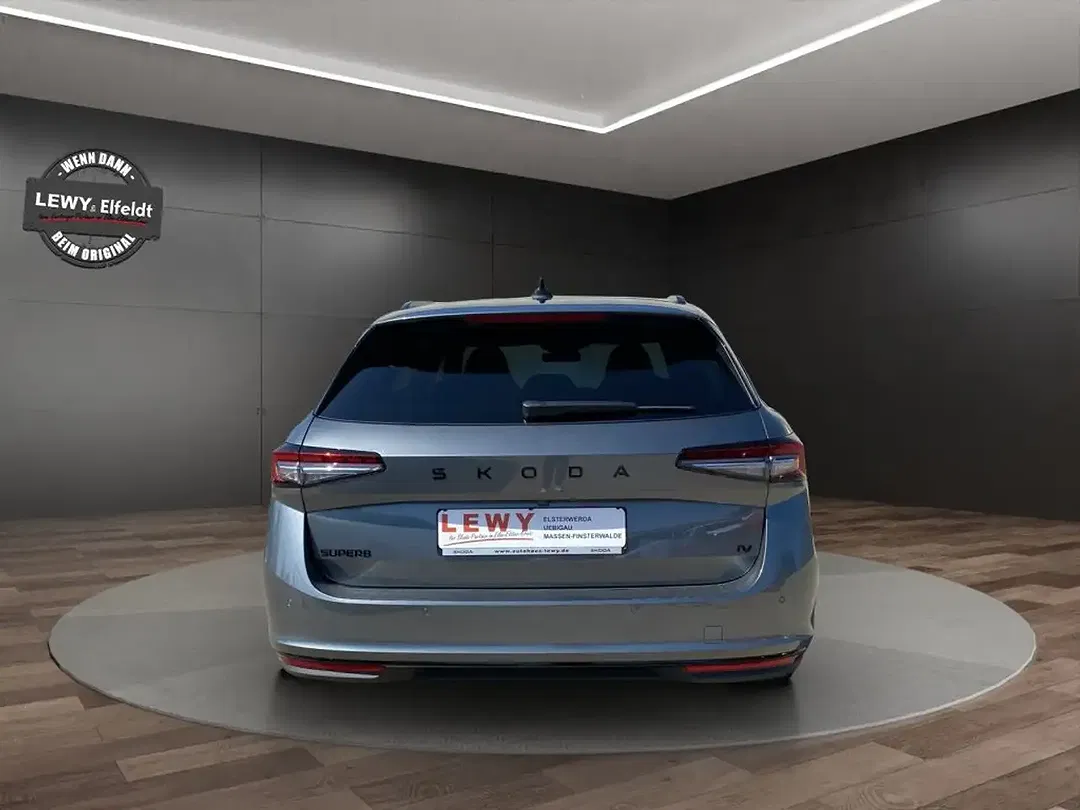 Skoda Superb - Thumbnail 4
