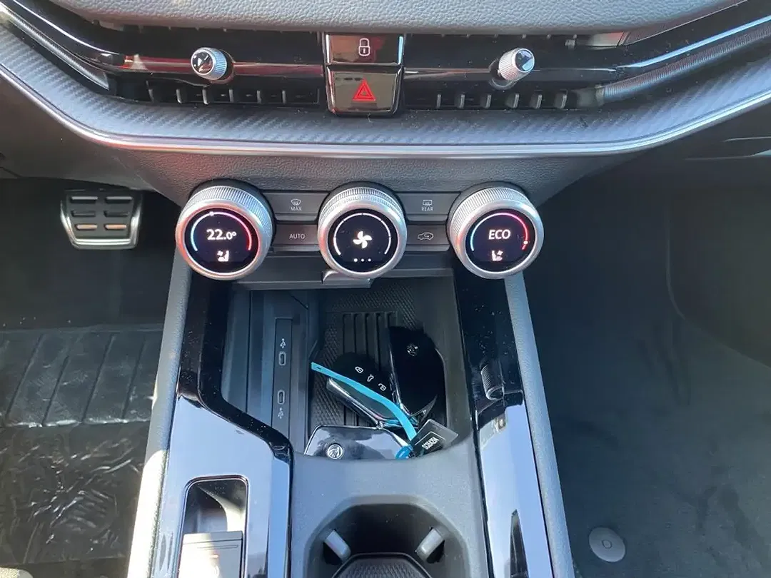 Skoda Superb - Thumbnail 9
