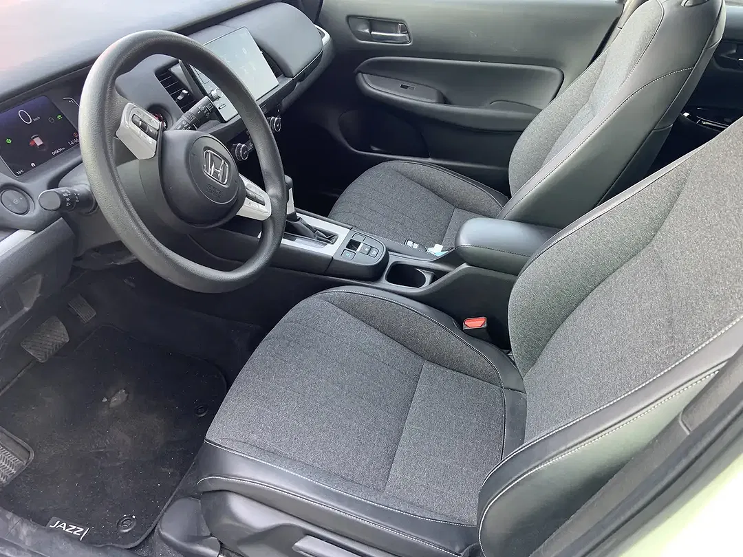 Honda Jazz - Thumbnail 6