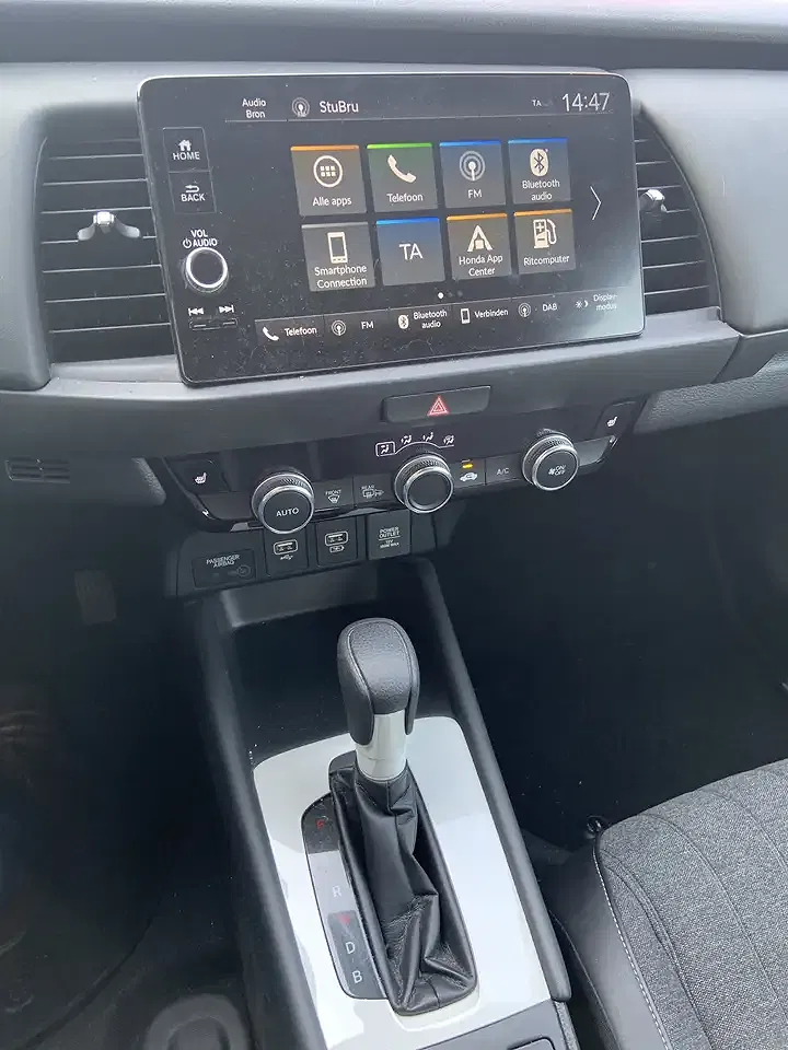 Honda Jazz - Thumbnail 8