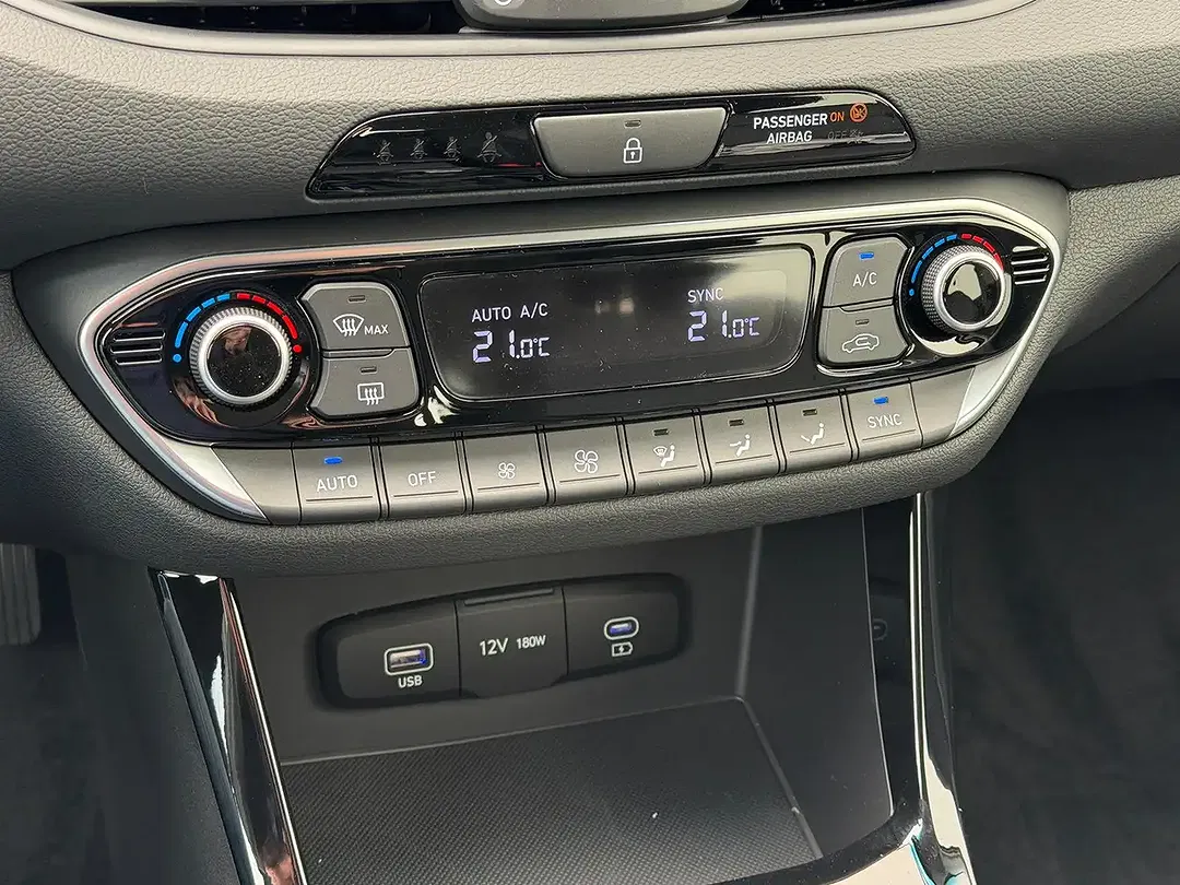 Hyundai i30 - Thumbnail 13