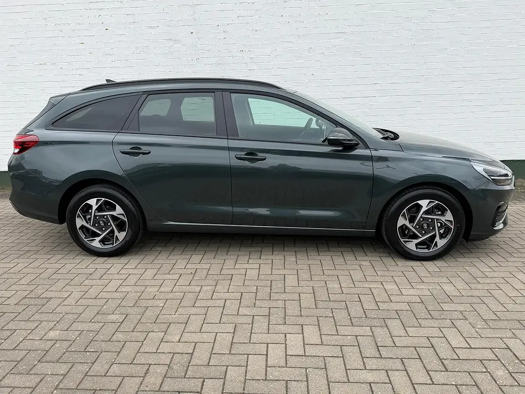 Hyundai i30 - Thumbnail 3
