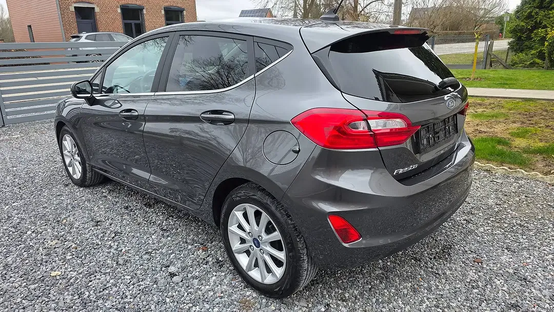 Ford Fiesta - Thumbnail 4