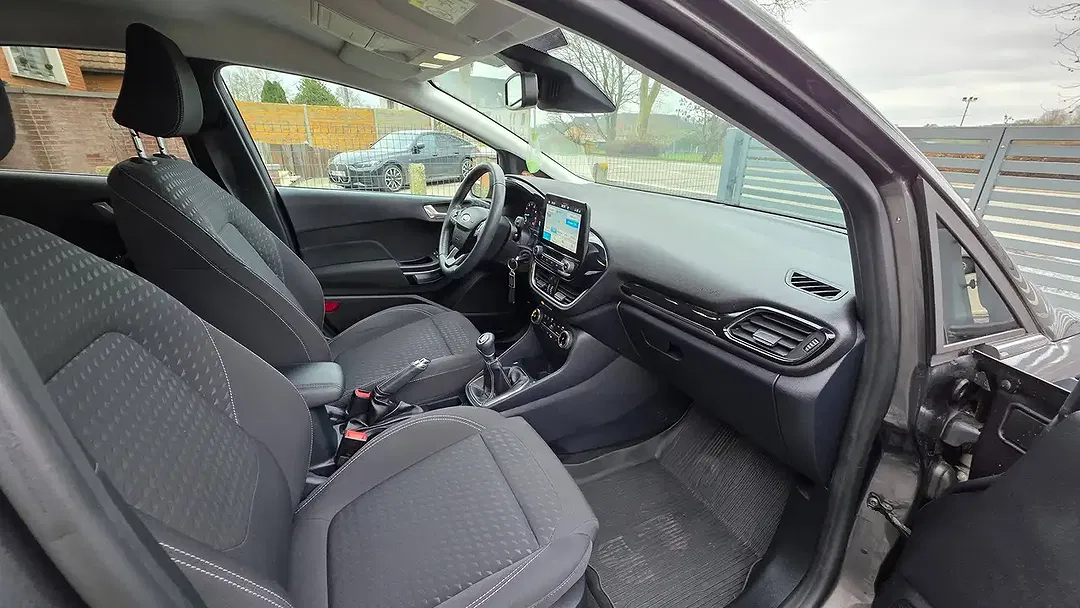 Ford Fiesta - Thumbnail 5
