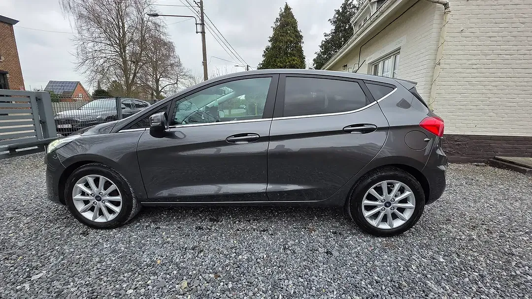 Ford Fiesta - Thumbnail 8