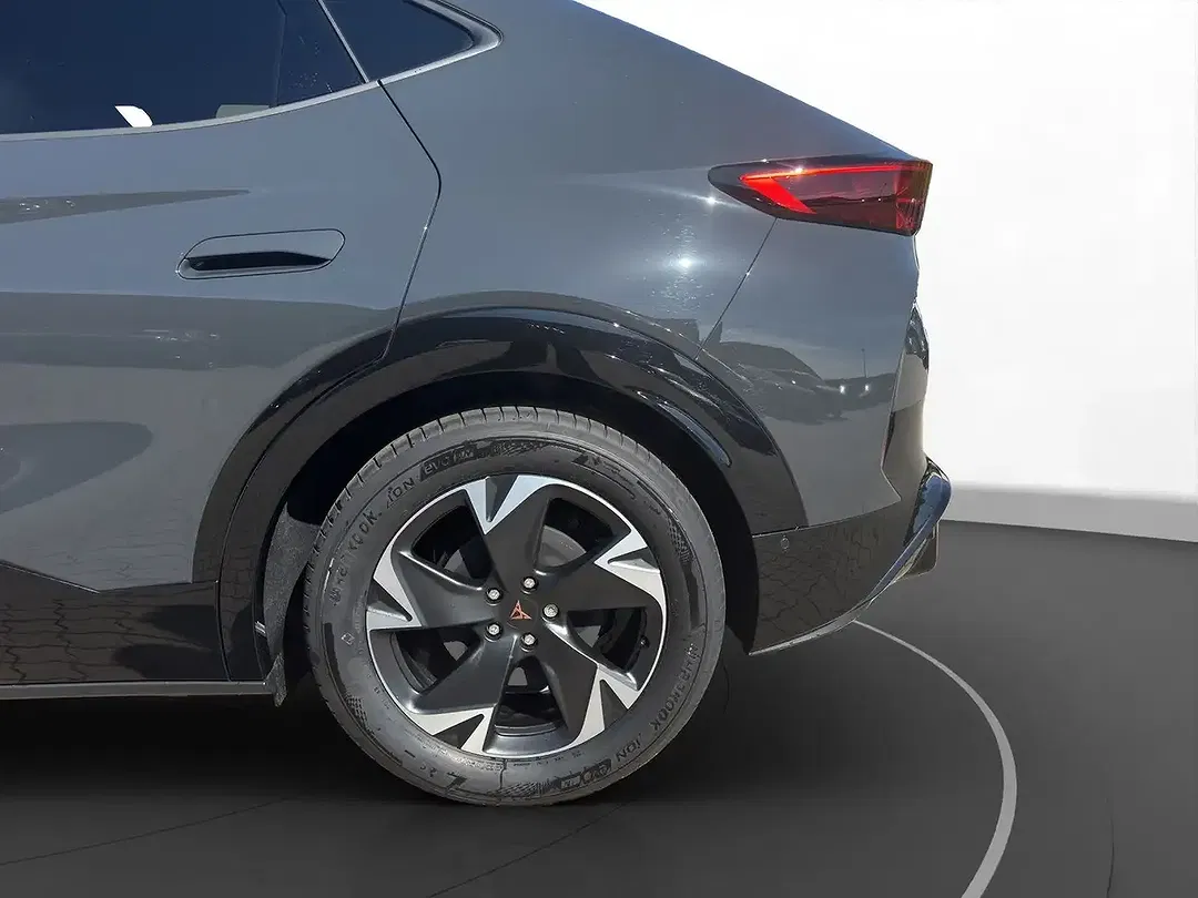 CUPRA Tavascan - Thumbnail 12