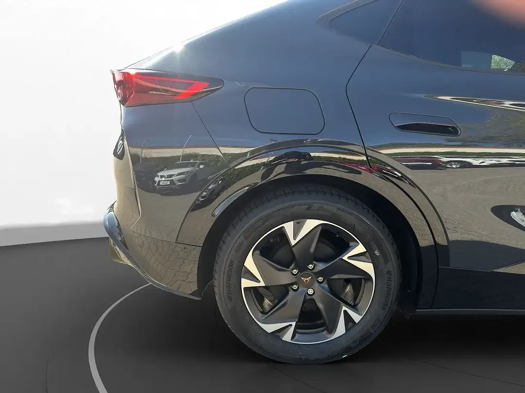 CUPRA Tavascan - Thumbnail 14
