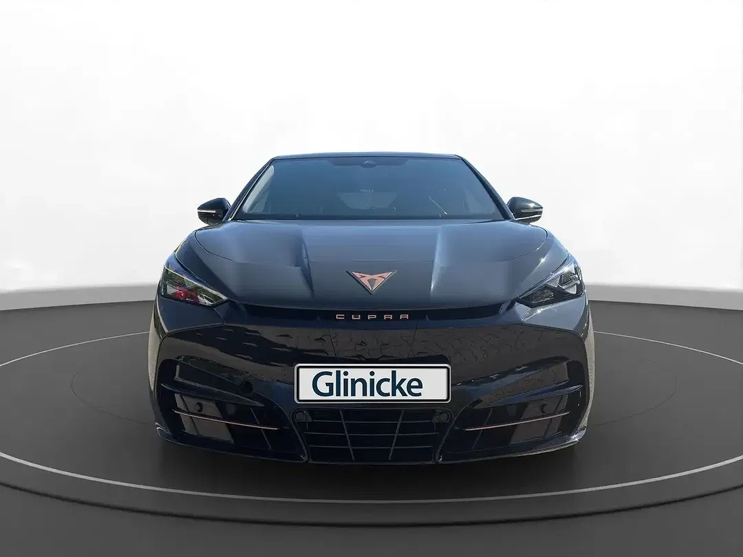 CUPRA Tavascan - Thumbnail 2