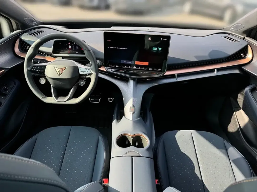 CUPRA Tavascan - Thumbnail 18