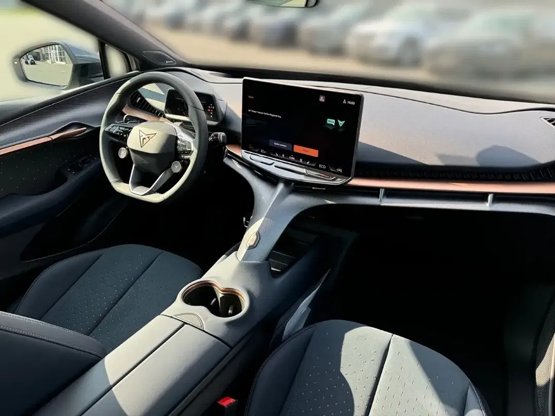 CUPRA Tavascan - Thumbnail 20