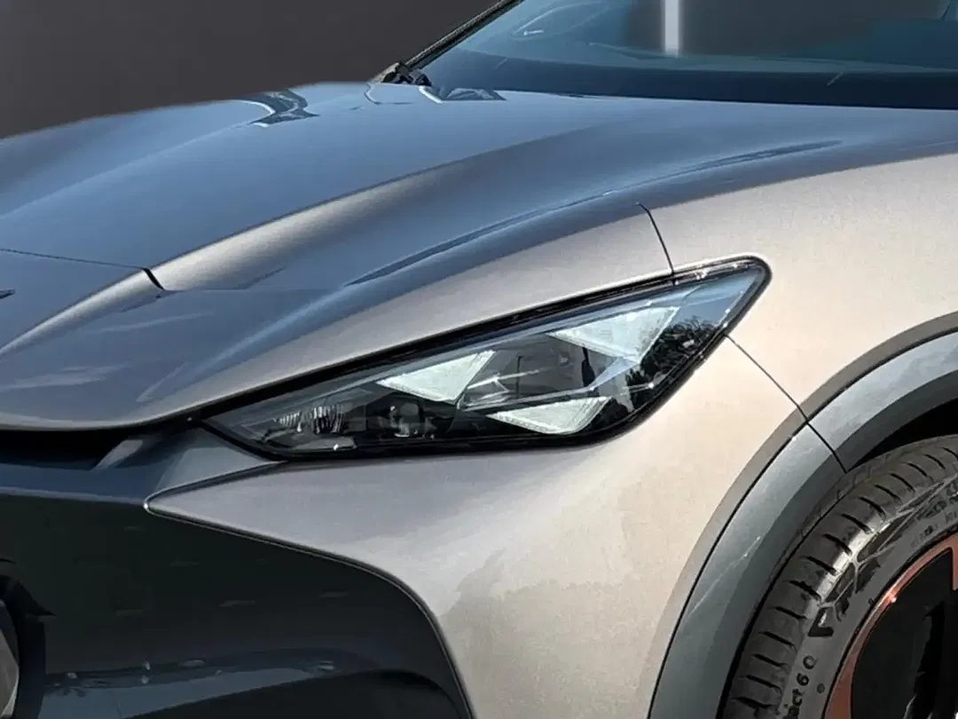 CUPRA Tavascan - Thumbnail 7