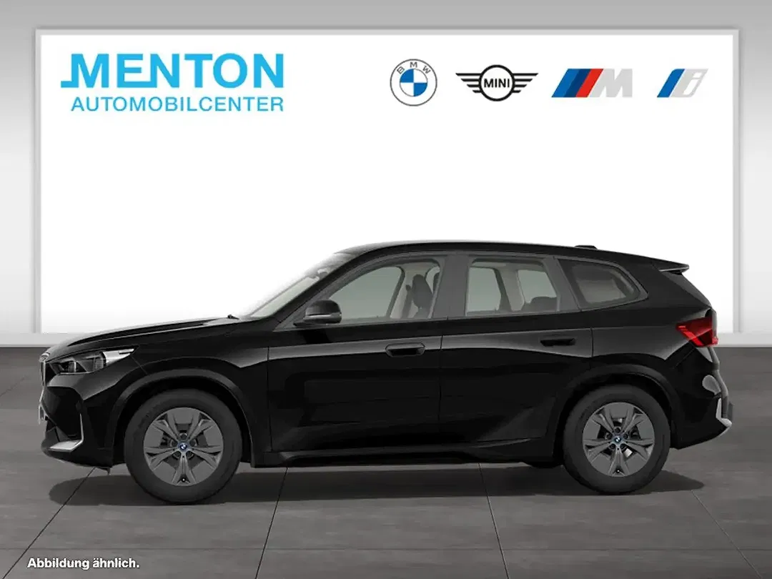 BMW iX1 - Thumbnail 6